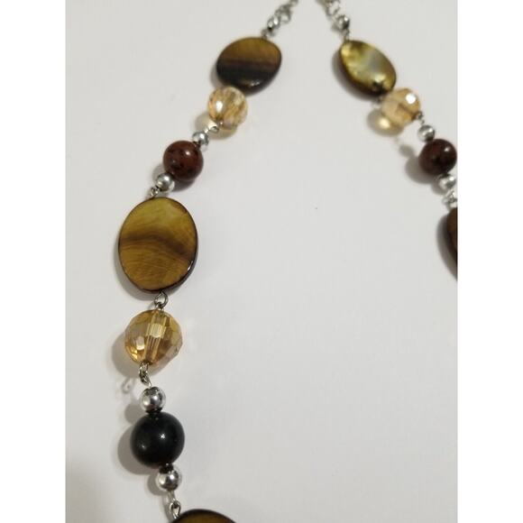 Fourteen inch brown beaded necklace with a three inch extension b95 - Picture 4 of 6